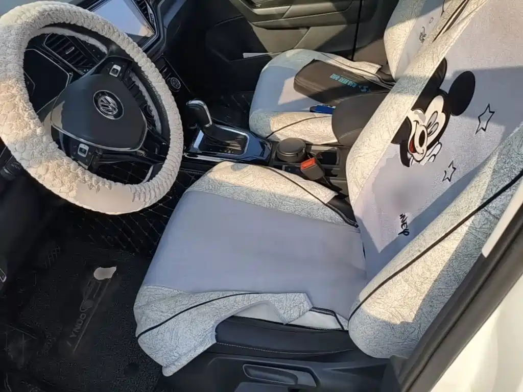 Volkswagen T-Roc — миниатюра 15