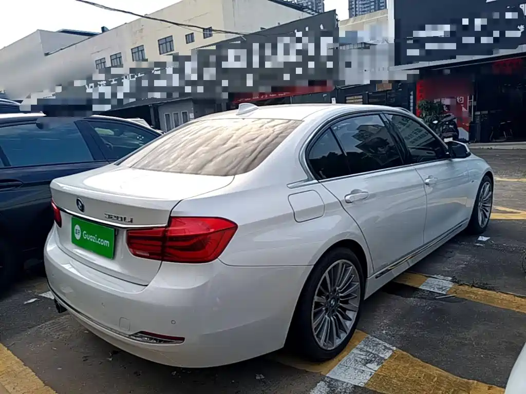 BMW 3 Series — миниатюра 7