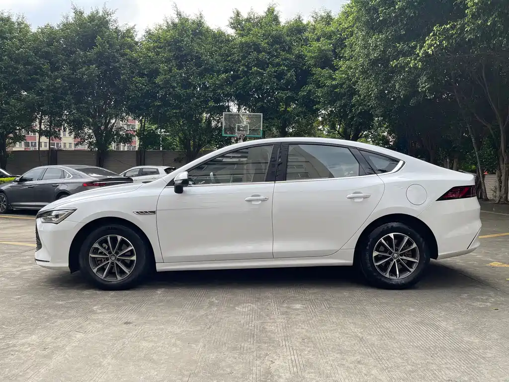 BYD Qin PLUS — миниатюра 7