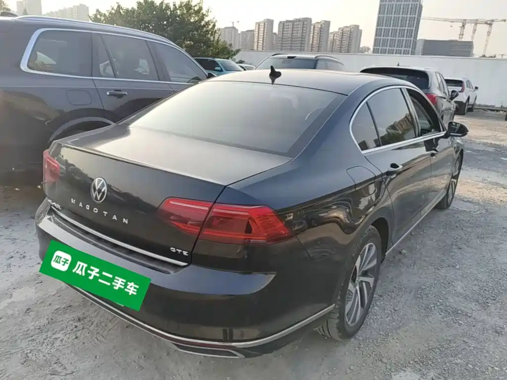 Volkswagen Magotan PHEV — миниатюра 7