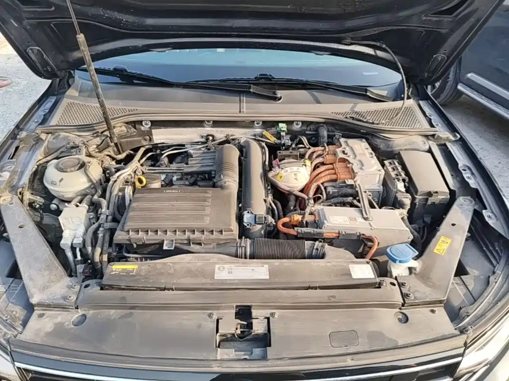 Volkswagen Magotan PHEV — миниатюра 20