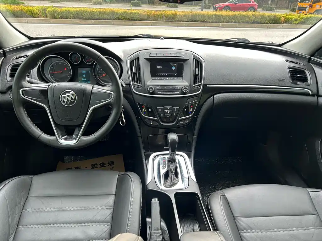Buick Regal — миниатюра 4