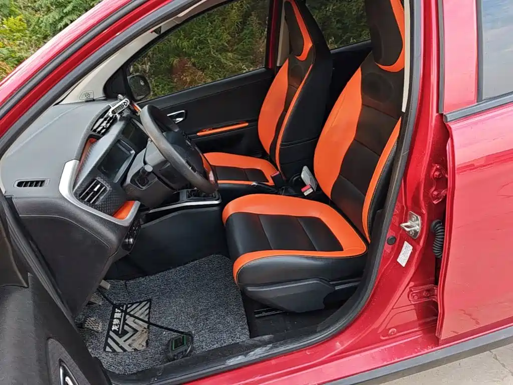 Geely Vision X1 — миниатюра 15
