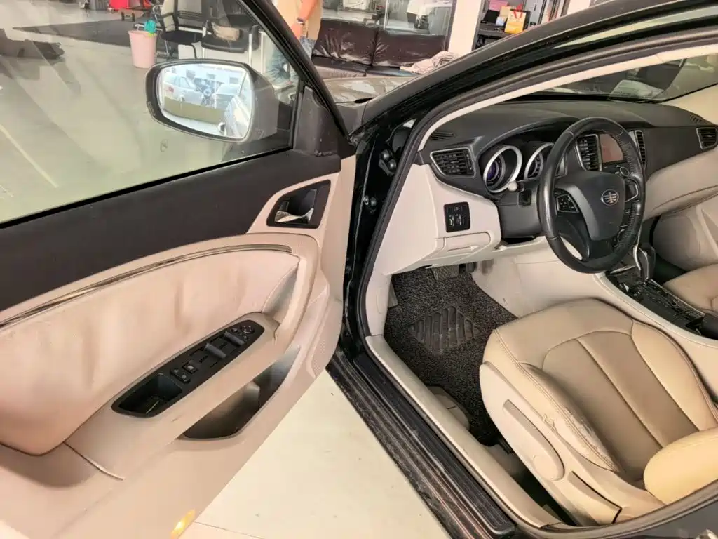 Bestune B90 — миниатюра 16