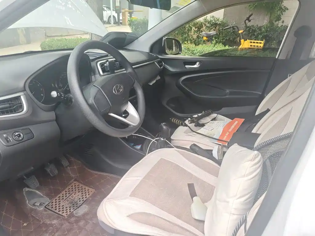 Hyundai Verna — миниатюра 11