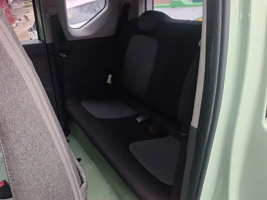 Wuling MINIEV — миниатюра 17