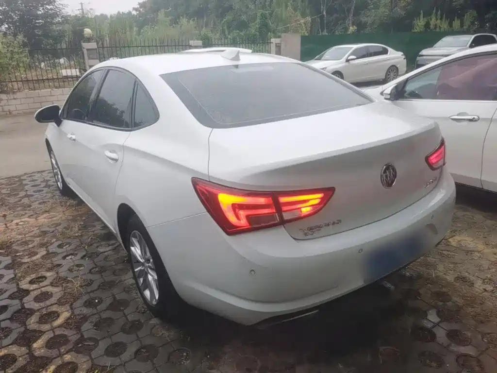 Buick Verano — миниатюра 5