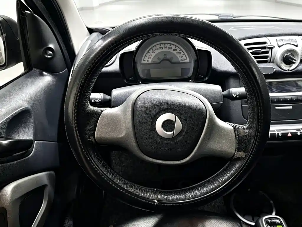 smart Smart Fortwo — миниатюра 7