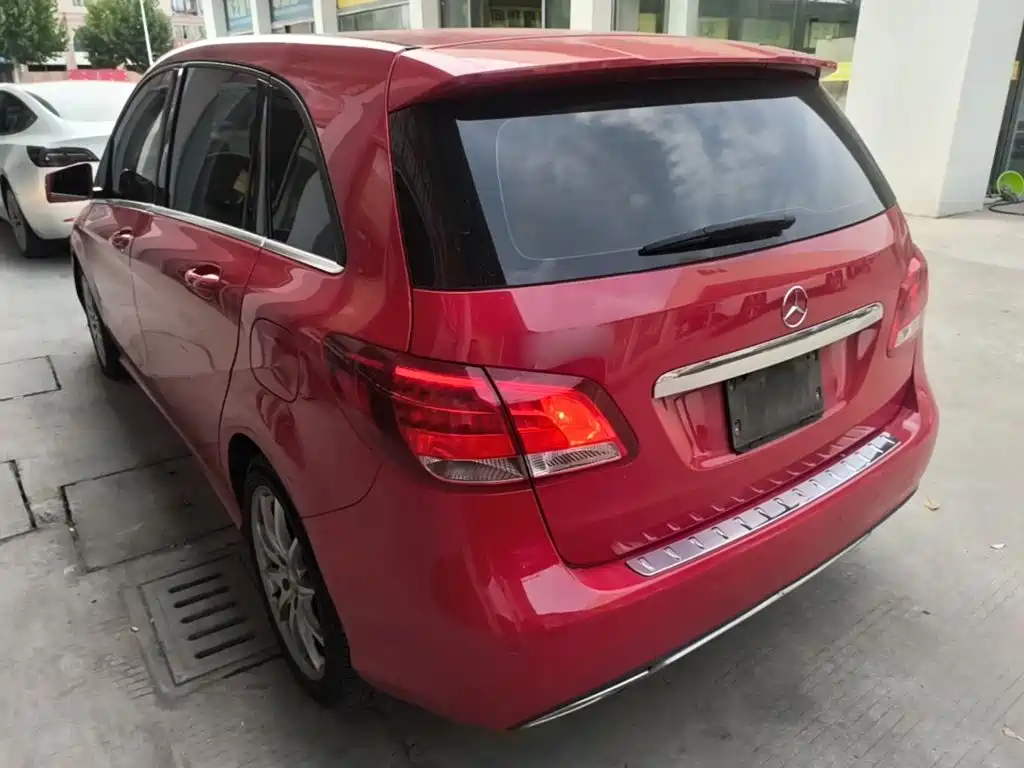 Mercedes-Benz B-Class — миниатюра 5