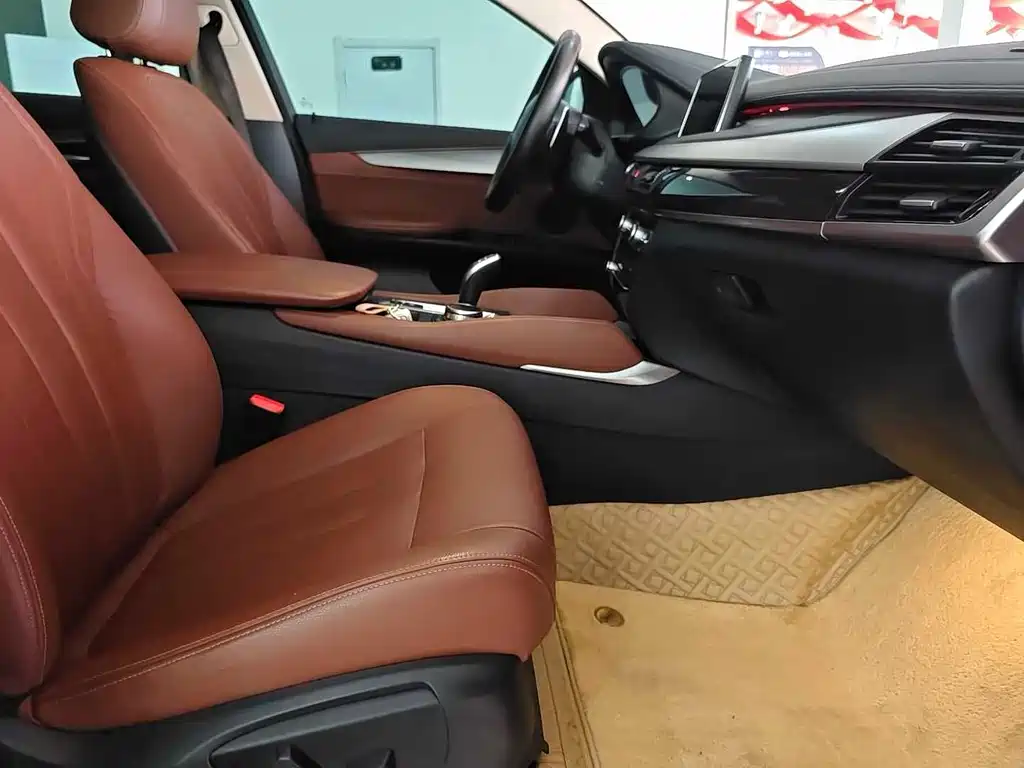 BMW X6 — миниатюра 14