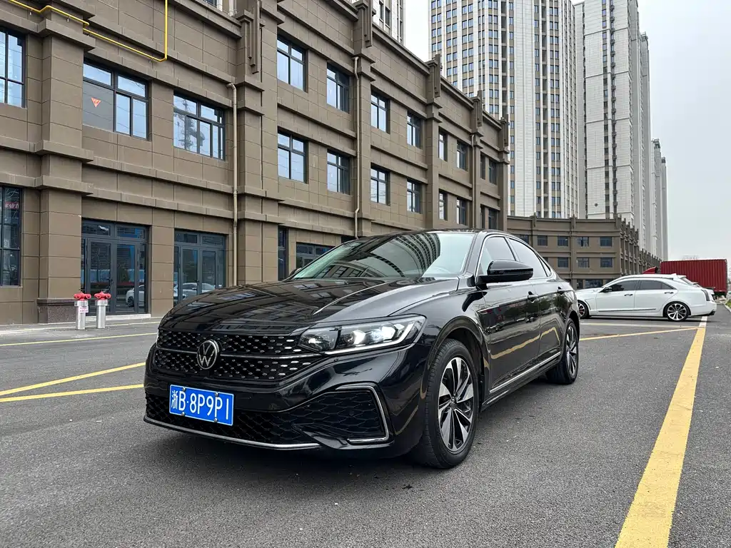 Купить Volkswagen Passat