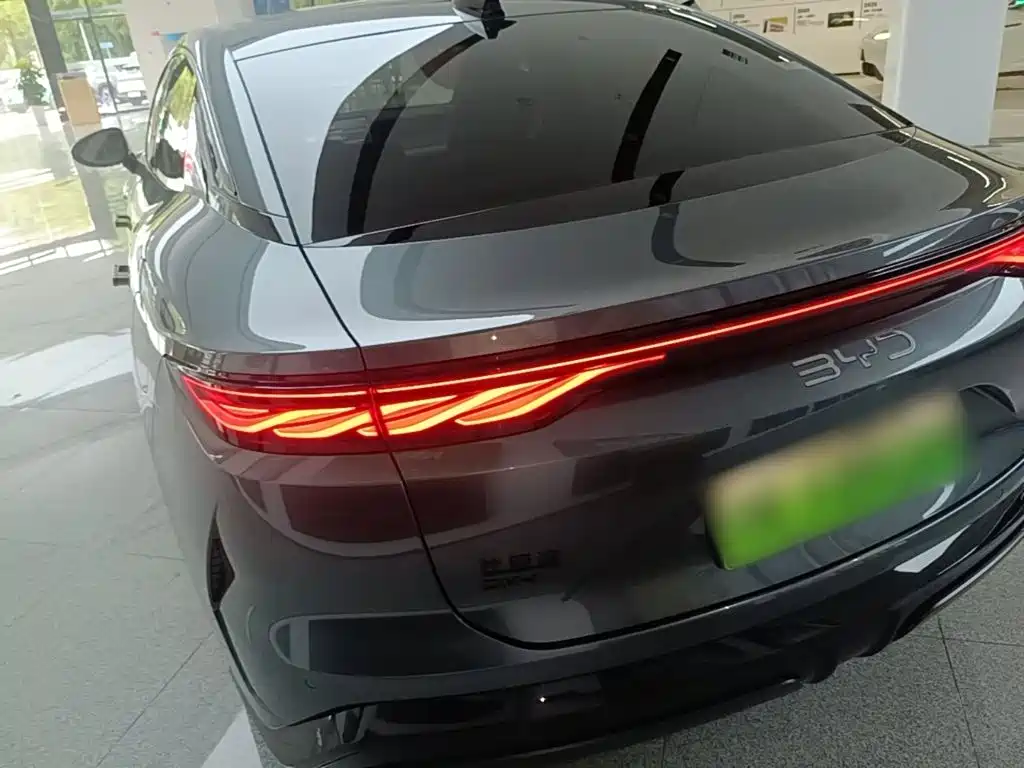 BYD Han L — миниатюра 5