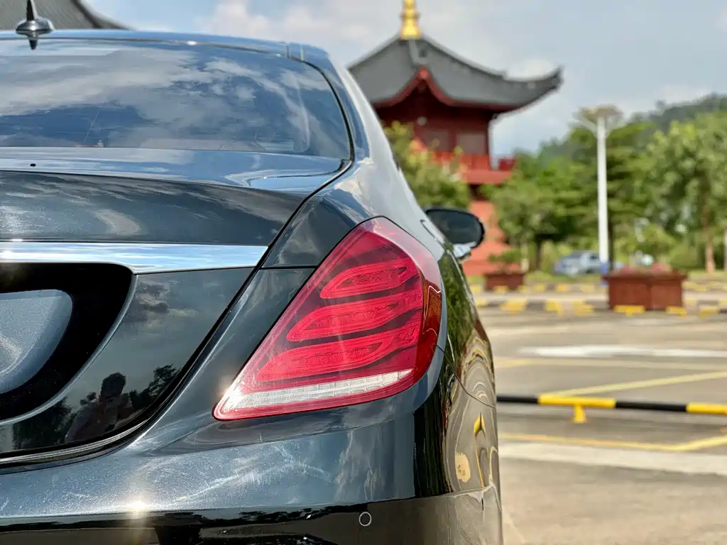 MERCEDES-BENZ S CLASS