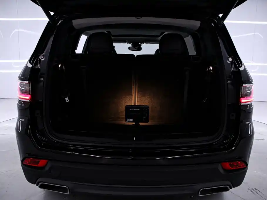 Jeep Grand Commander — миниатюра 16
