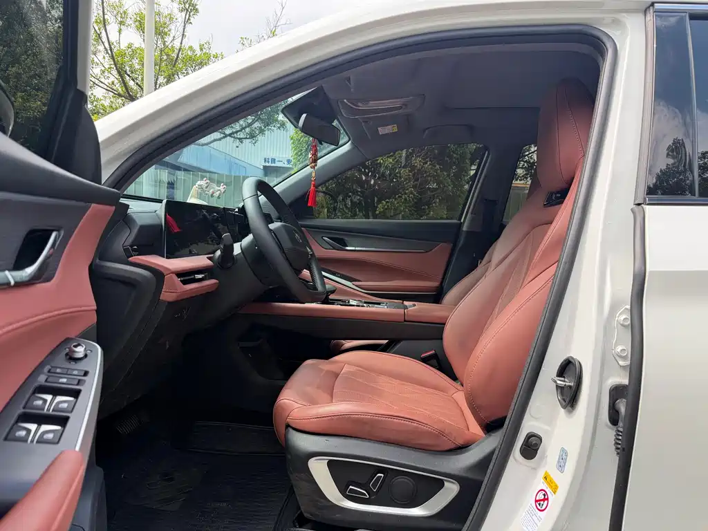 Changan Changan CS75PLUS — миниатюра 4