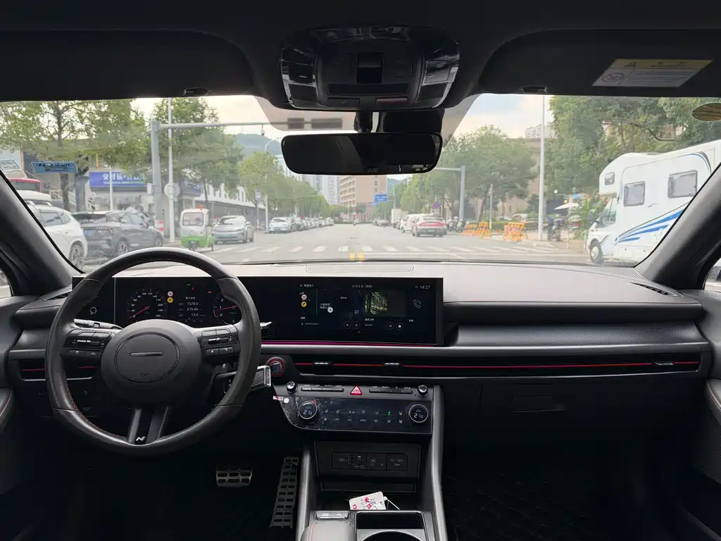 Hyundai Sonata — миниатюра 13