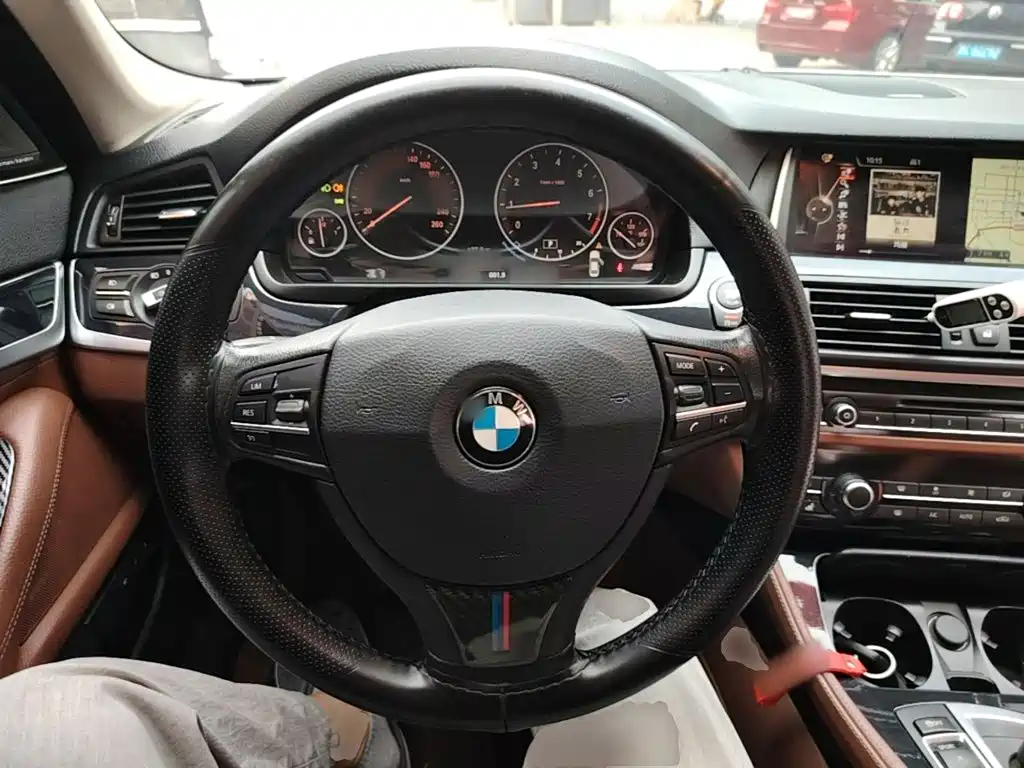 BMW 5 Series (Import) — миниатюра 11