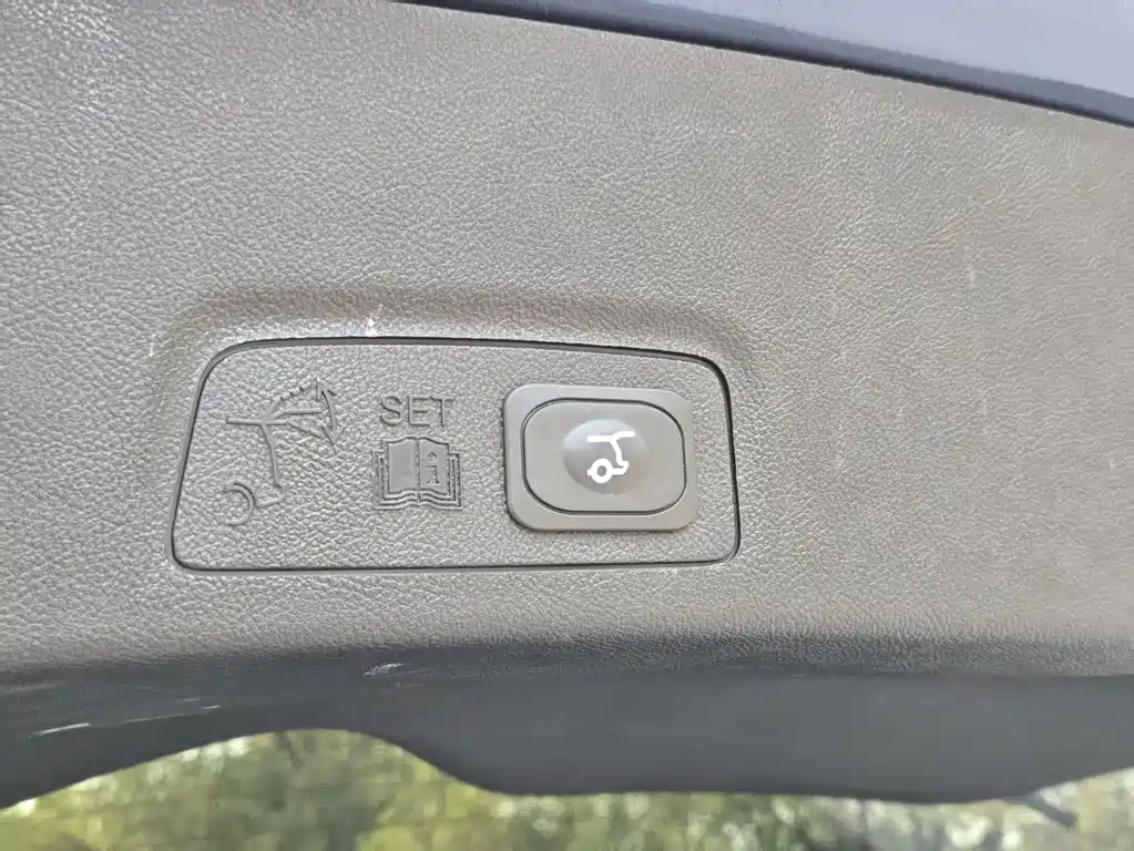 Lincoln MKC 2.0T 4WD Premium Shine Edition, фото 12