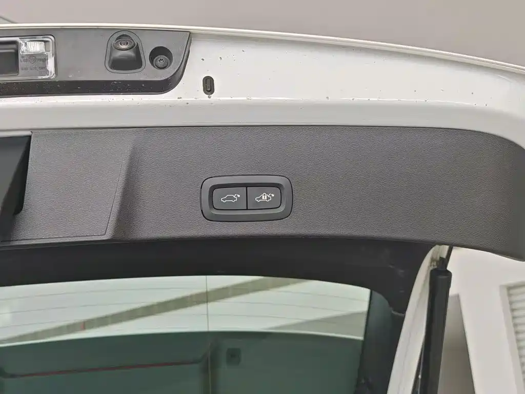Volvo XC40 — миниатюра 19