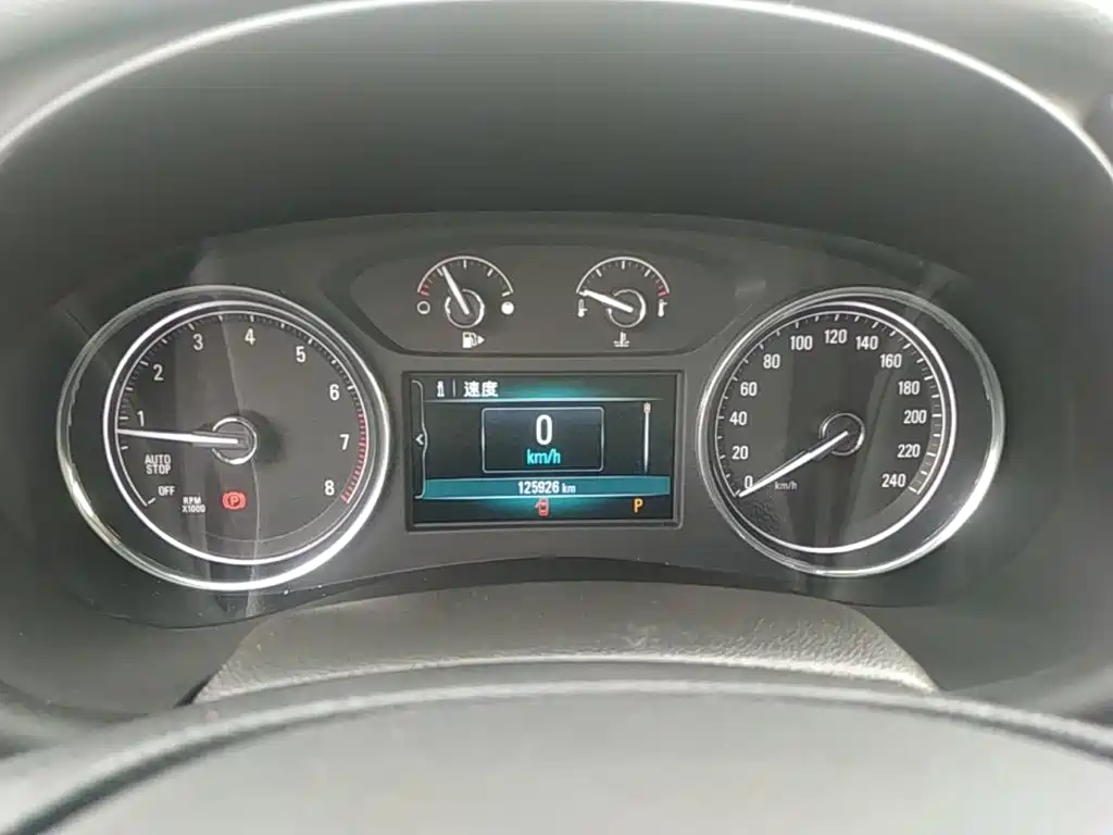 Buick LaCrosse — миниатюра 12