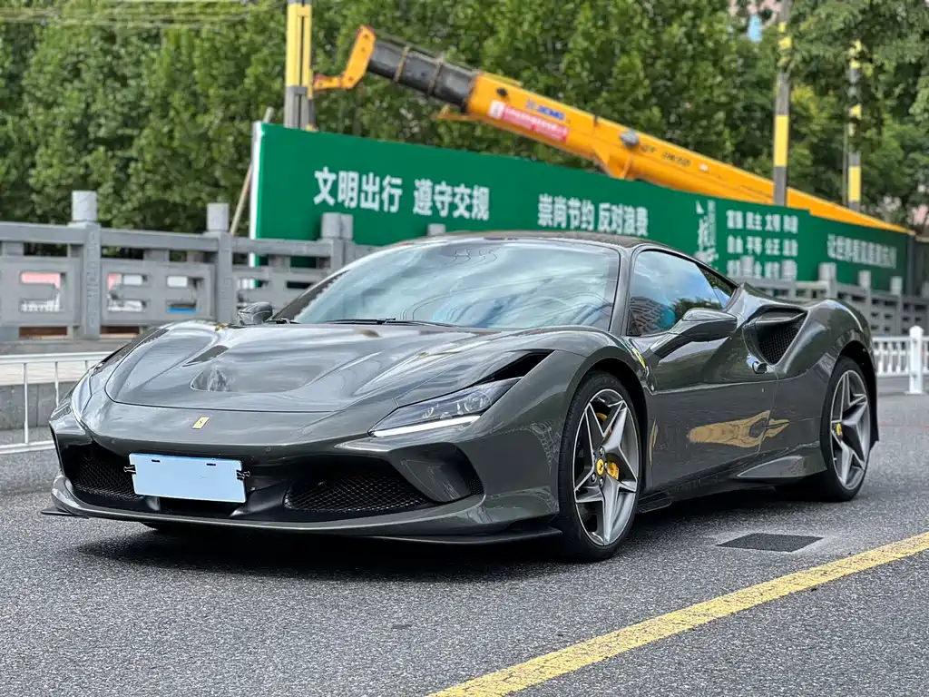 Ferrari F8