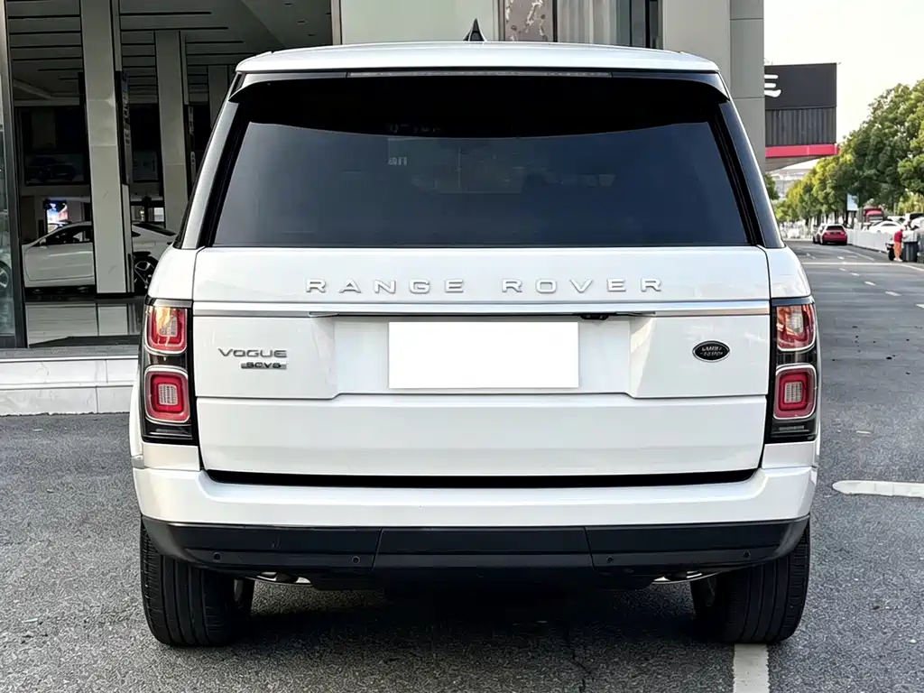 Land Rover Range Rover — миниатюра 8