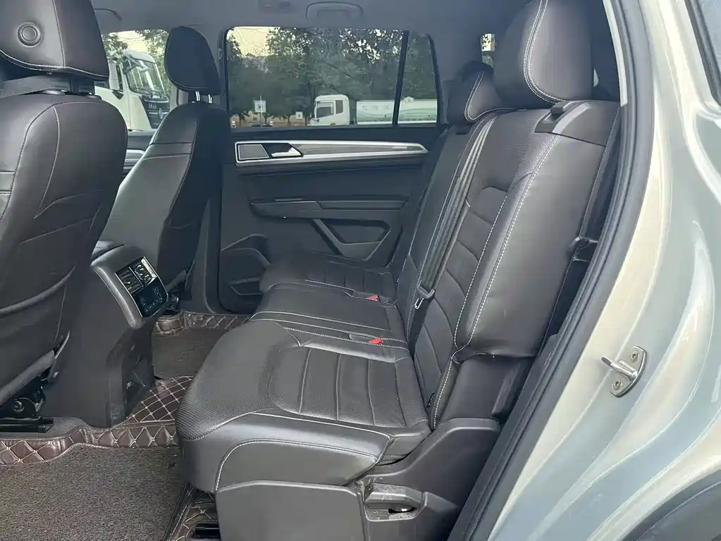 Volkswagen Teramont — миниатюра 12