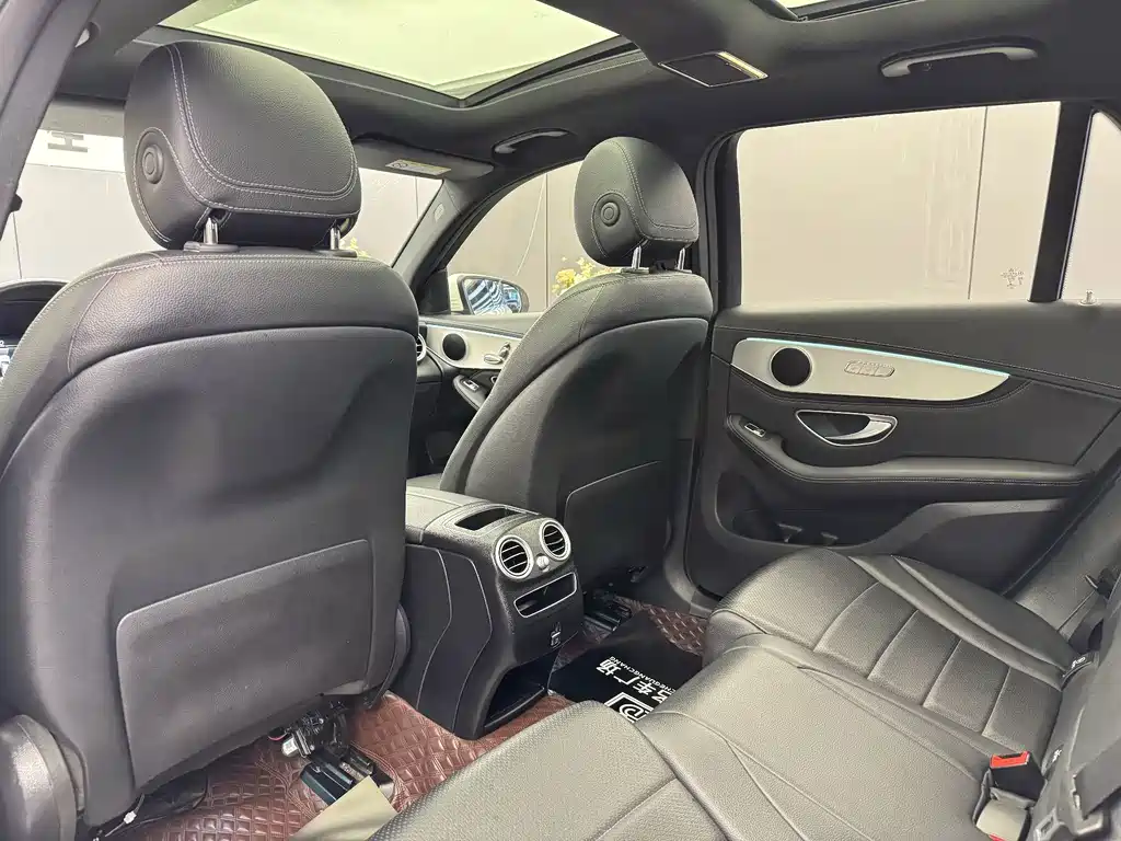 Mercedes-Benz GLC — миниатюра 6
