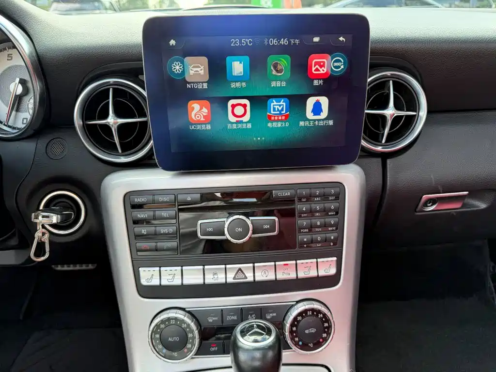 Mercedes-Benz SLK-Class — миниатюра 10