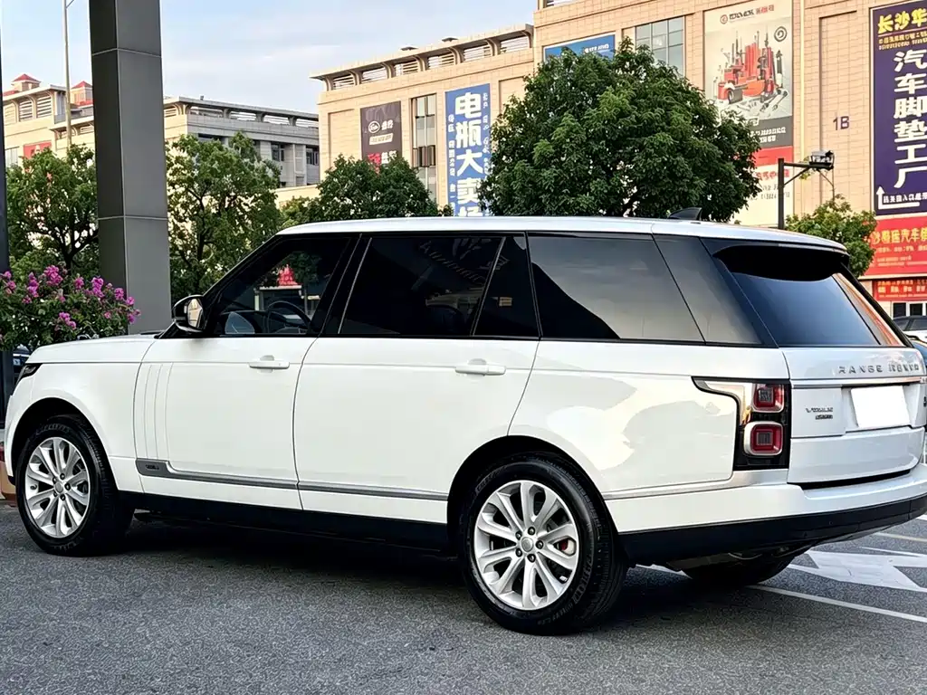 Land Rover Range Rover — миниатюра 7