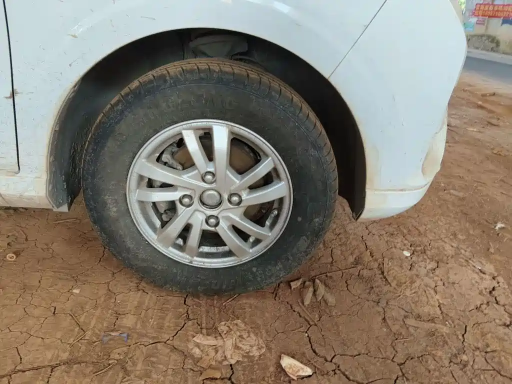 Wuling Hongguang — миниатюра 24
