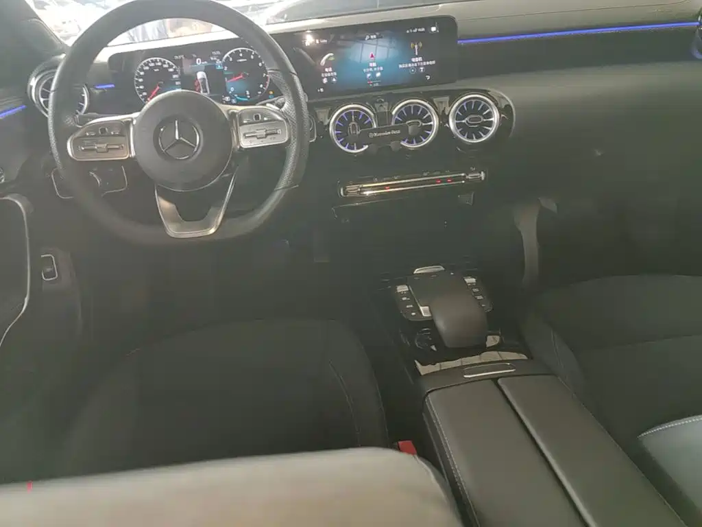 Mercedes-Benz A-Class — миниатюра 10
