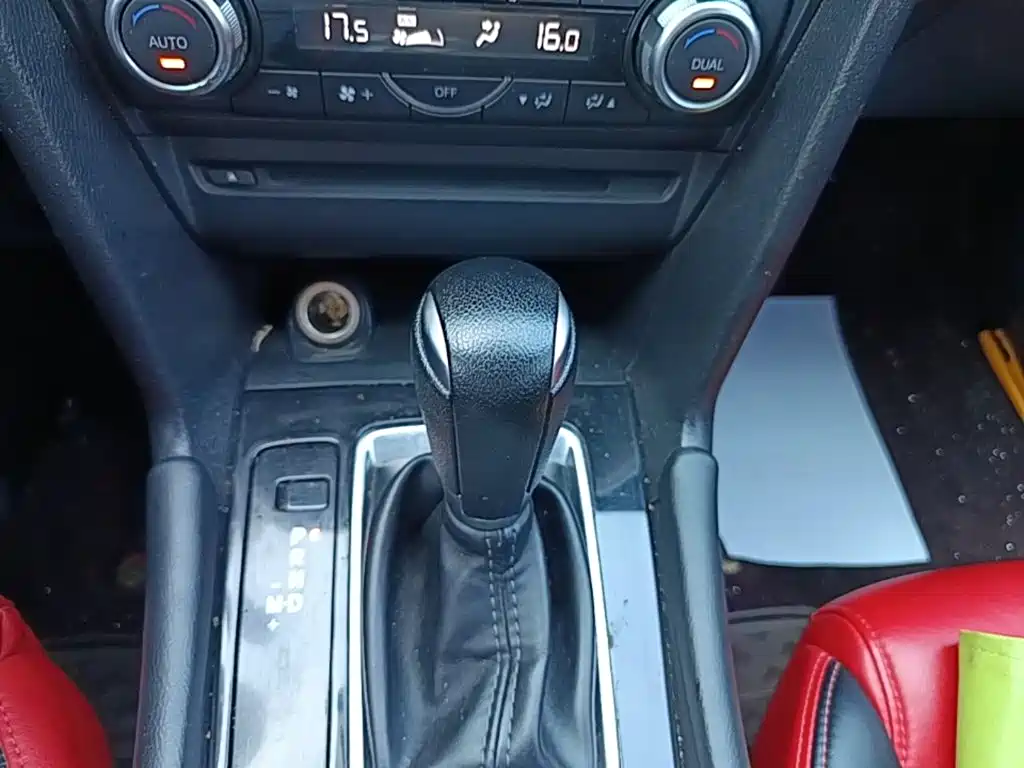 Mazda 3 Axela — миниатюра 14