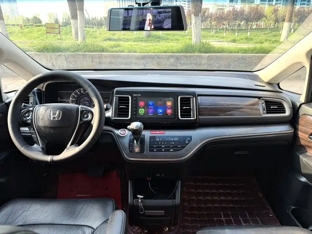 Honda Elysion — миниатюра 4