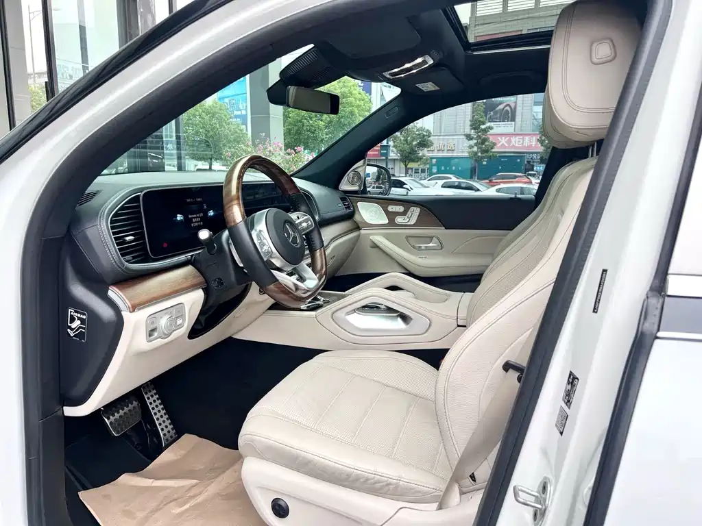 Mercedes-Benz GLS — миниатюра 4