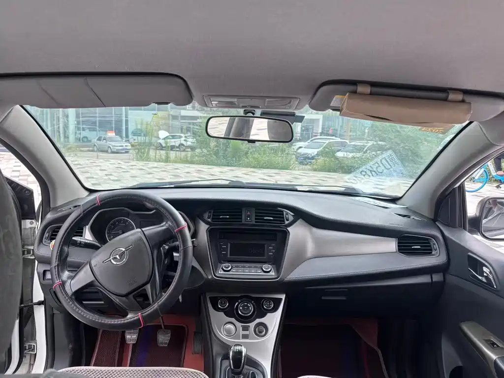 Haima Haima M3 — миниатюра 5