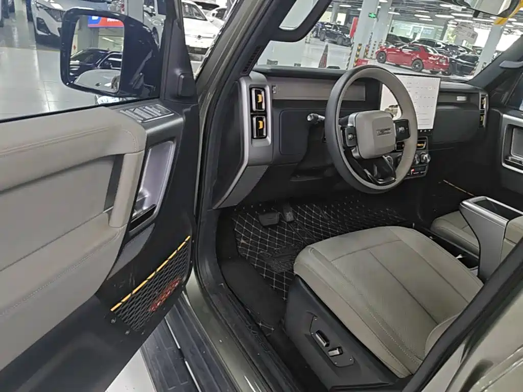 iCAR Автомобиль SuperV23 — миниатюра 16
