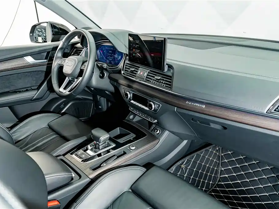 Audi Q5L — миниатюра 18