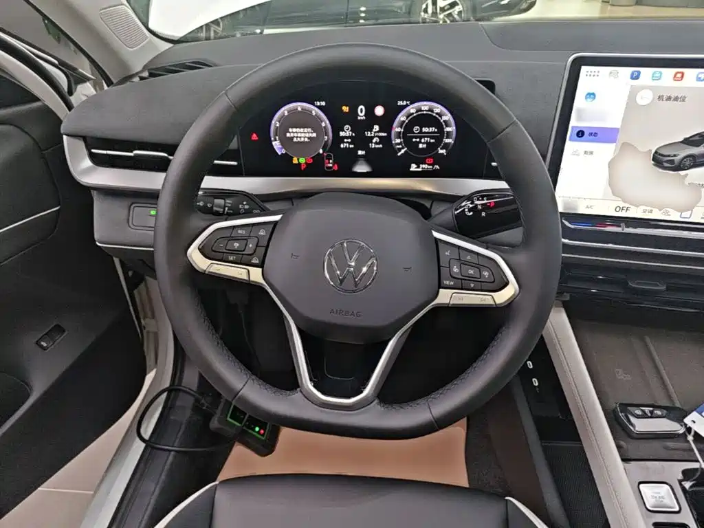 Volkswagen Sagitar — миниатюра 11