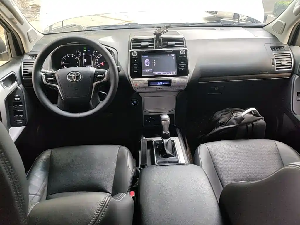 Toyota Prado — миниатюра 10