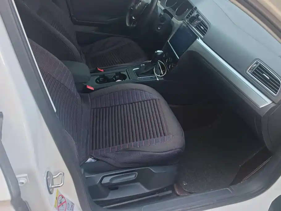 Volkswagen Lamando — миниатюра 8