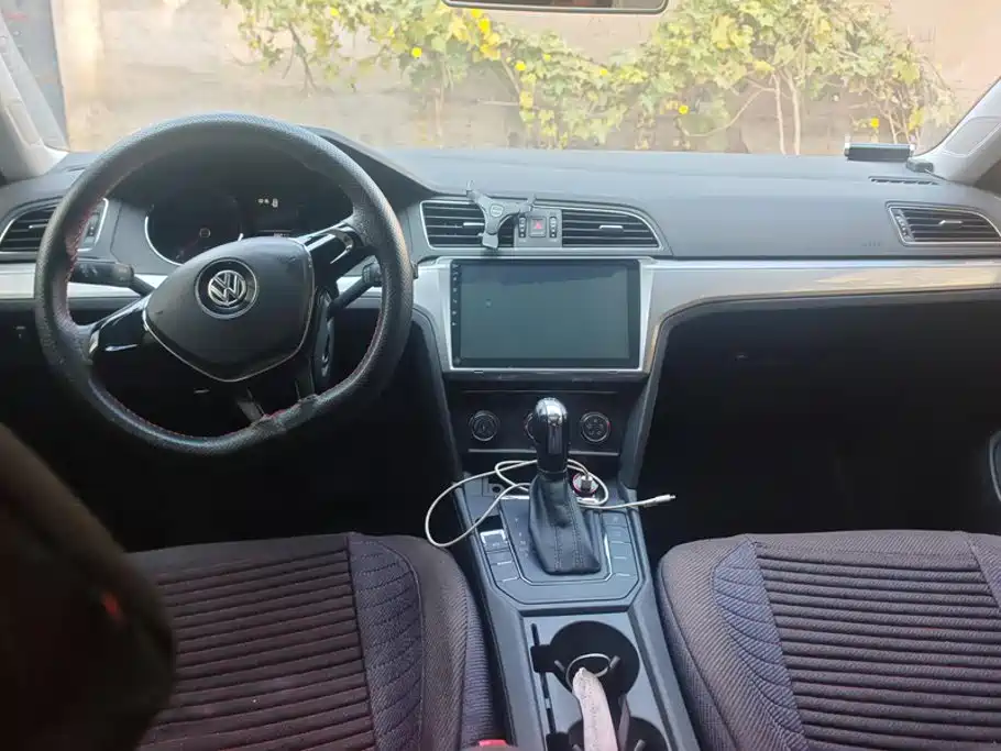 Volkswagen Lamando — миниатюра 12