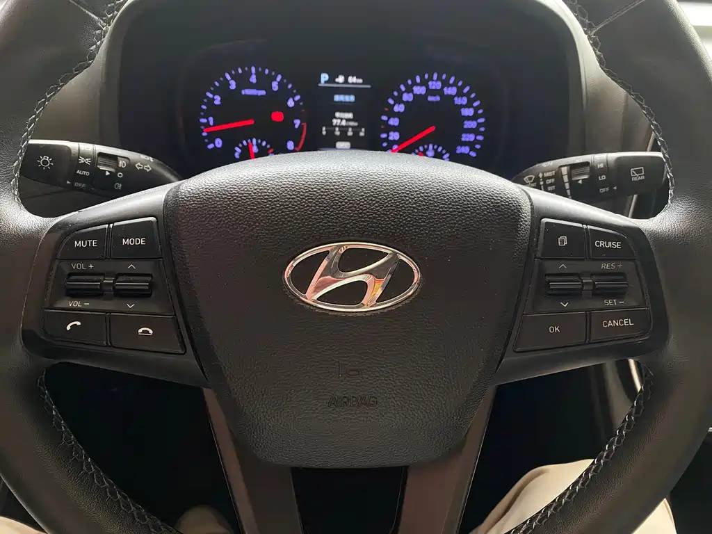 Hyundai ix35 — миниатюра 8