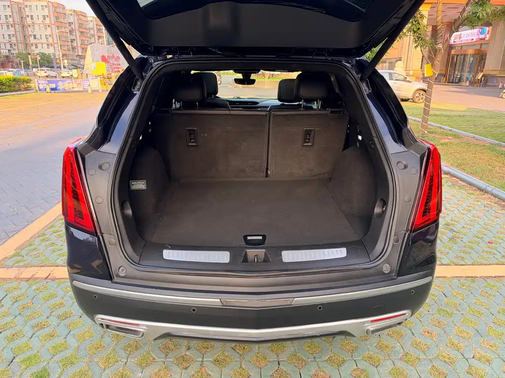 Cadillac XT5 — миниатюра 9