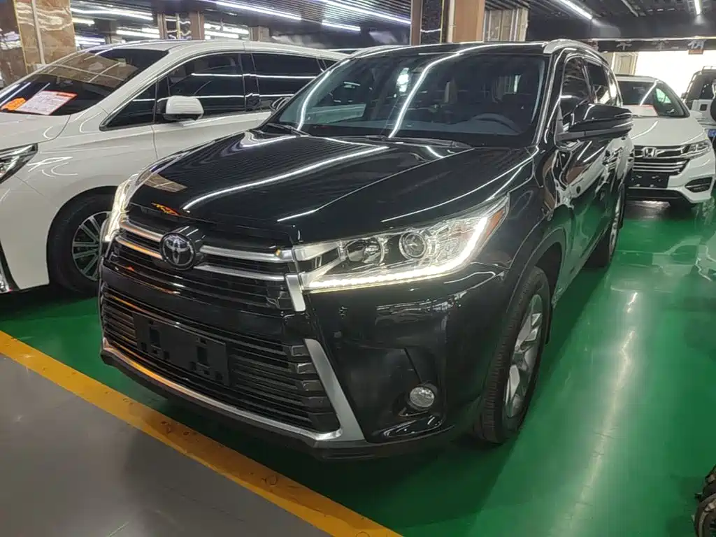 Toyota Highlander — миниатюра 2