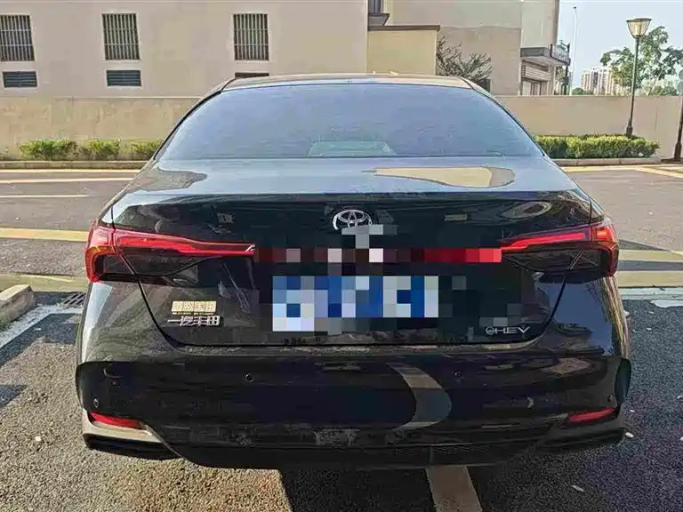 Toyota Avalon — миниатюра 8