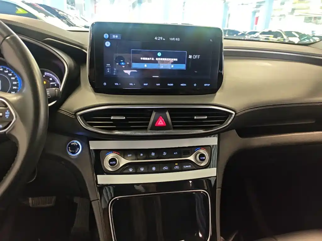 Hyundai Santa Fe — миниатюра 13