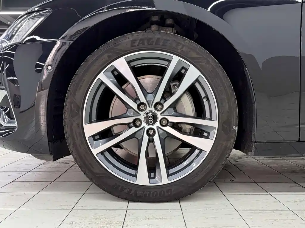 Audi A6L — миниатюра 18
