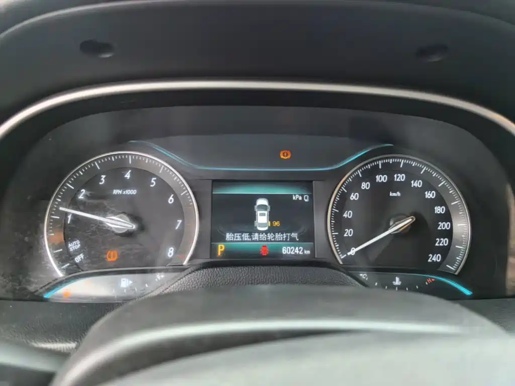 Buick Excelle — миниатюра 12