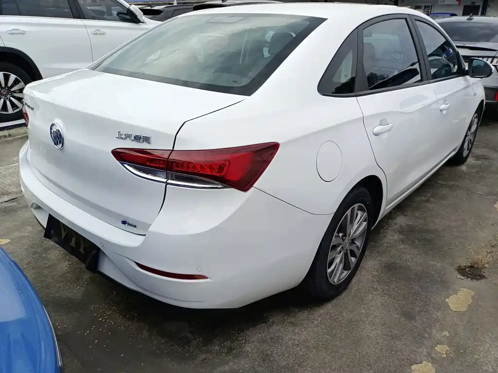 Buick Excelle — миниатюра 16